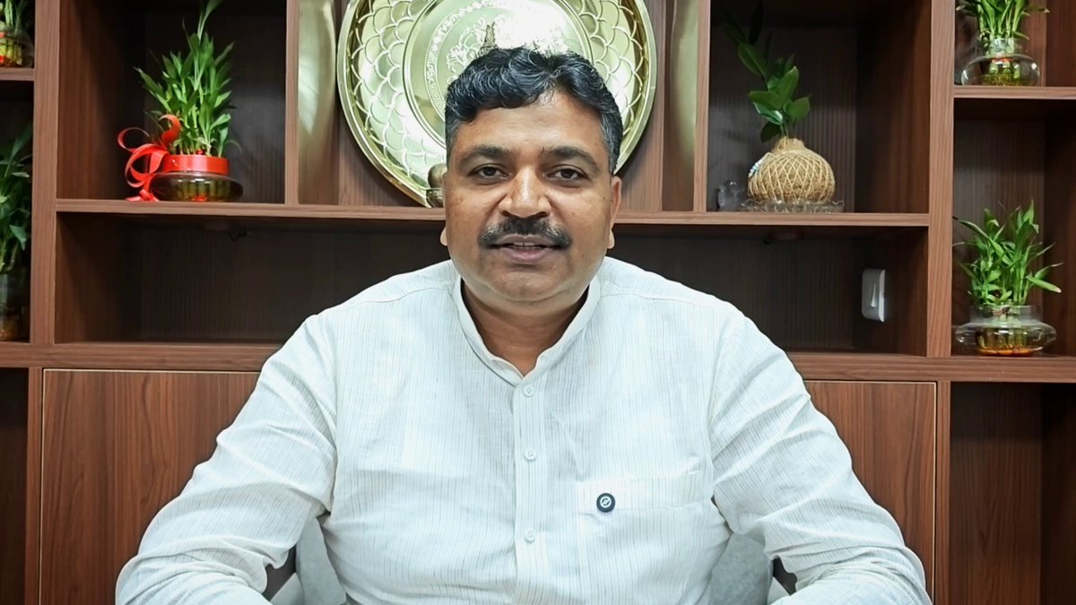 भाजपा का शिक्षा विभाग में एक साल में सभी रिक्त पदों पर भर्ती वादा निकला झूठा। 2 साल बाद भी शिक्षा विभाग में लगभग 1.5 लाख पद खाली। सरकारी स्कूलों की पढ़ाई प्रभावित, बेरोजगार अभ्यर्थियों का भविष्य अंधकारमय। जवाब दो भाजपा सरकार