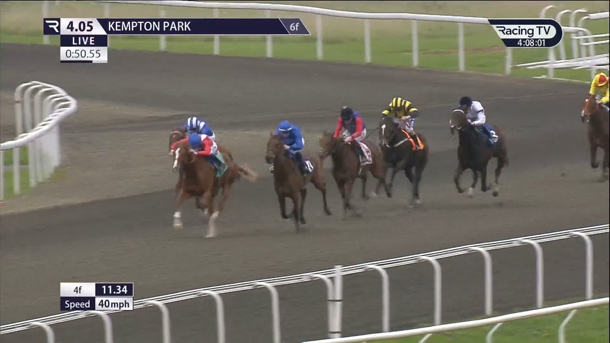 【海外競馬】 🇬🇧ライアン・ムーア騎手の息子のトビー・ムーア騎手(17歳)、デビュー戦は3着。 ※馬番10番、ゴドルフィンブルーのValdorcia 🎥 Racing TV