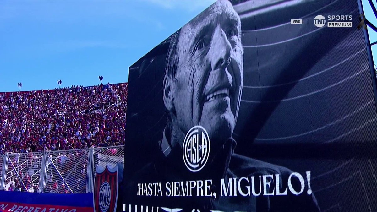 ♥️💙 TREMENDO HOMENAJE DE LA GENTE DE SAN LORENZO A MIGUELO.