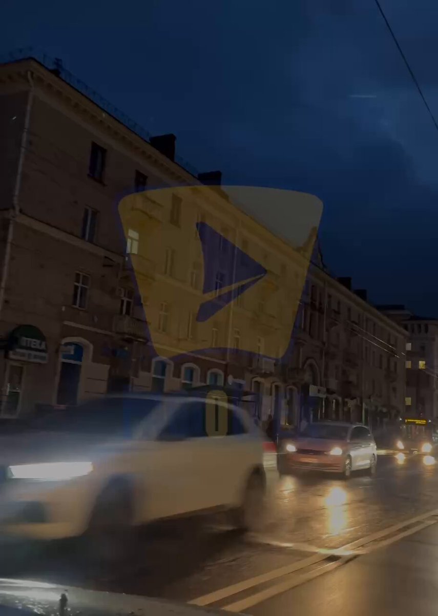 ‼️🇺🇦💡Blackout in Ukraine is expanding: Rovno is completely without power In part of the city network of the western Ukrainian city, there is no voltage: trolleybus movement has stopped, traffic lights are not working. - RVvoenkor