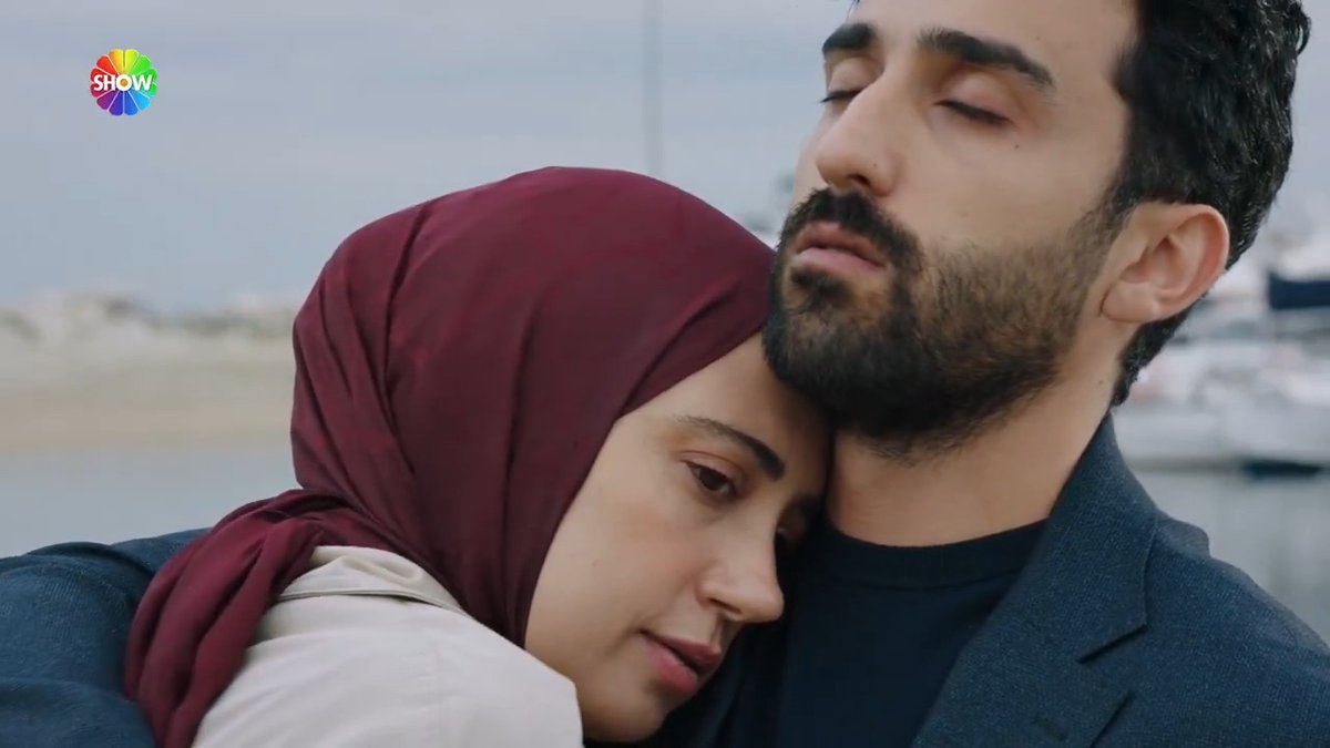 “Geçmişe değil geleceğe bakalım artık…” #NurAz 🥺 #KızılcıkŞerbeti yeni bölümüyle @showtv'de. @goldyapim