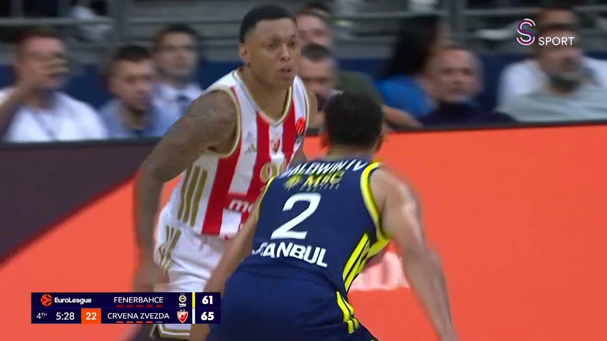 Baldwin, Devon Hall'ın asistini geri çevirmiyor. 🗑️