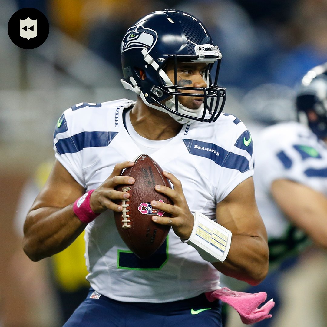 “DAD, HOW GOOD WAS RUSSELL WILSON IN HIS PRIME…?” One of the all-time greats. Sad to see how far Russell has fallen off; even after one play, #Giants fans were booing him. Damn shame.