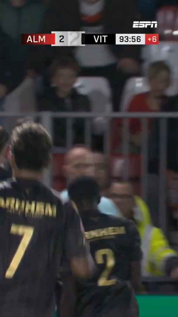 João Pinto maakt in de 94e minuut nog de 2-2 voor Vitesse 😱 #almvit