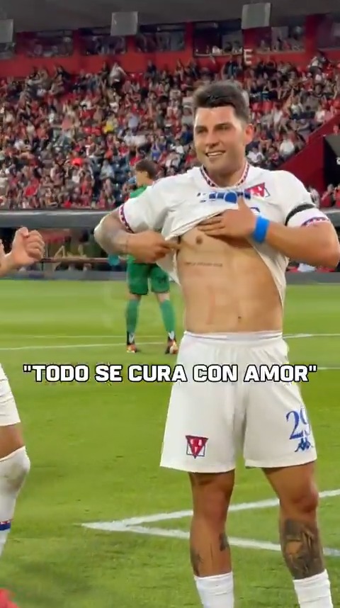 “TODO SE CURA CON AMOR” La dedicatoria de Nacho a Miguel Russo. Uf. 🥹