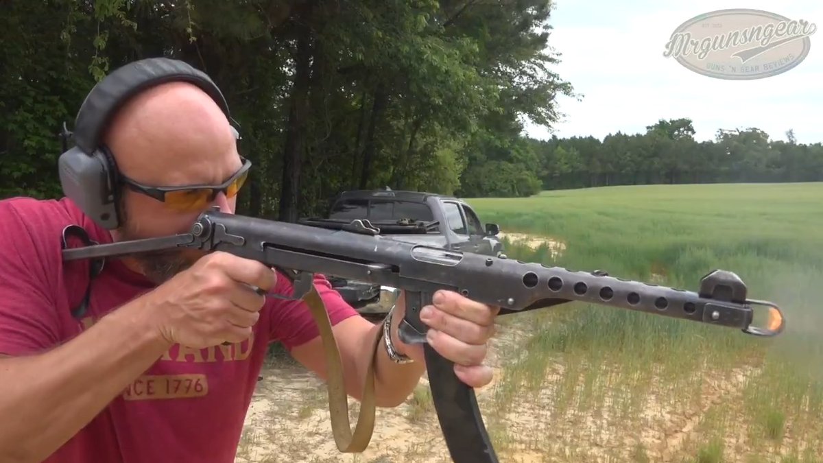 Every full auto Friday we remember America before 1986 when all Americans could purchase new production fully automatic weapons at any local gun store without any significant hassle or exorbitant pricing. We shouldn’t just oppose new gun “laws,” we should also push for the removal of draconian limitations on the freedom of all Americans to exercise their right to self defense in any manner they see fit 🇺🇸 Slinging 7.62x25 through my rare Chinese Type 54 PPS-43 SMG 👌🏽🔥 #FullAutoFriday #WWII #Type54 #PPS #PPS43 #1986 #FAF #Friday #CivilRights