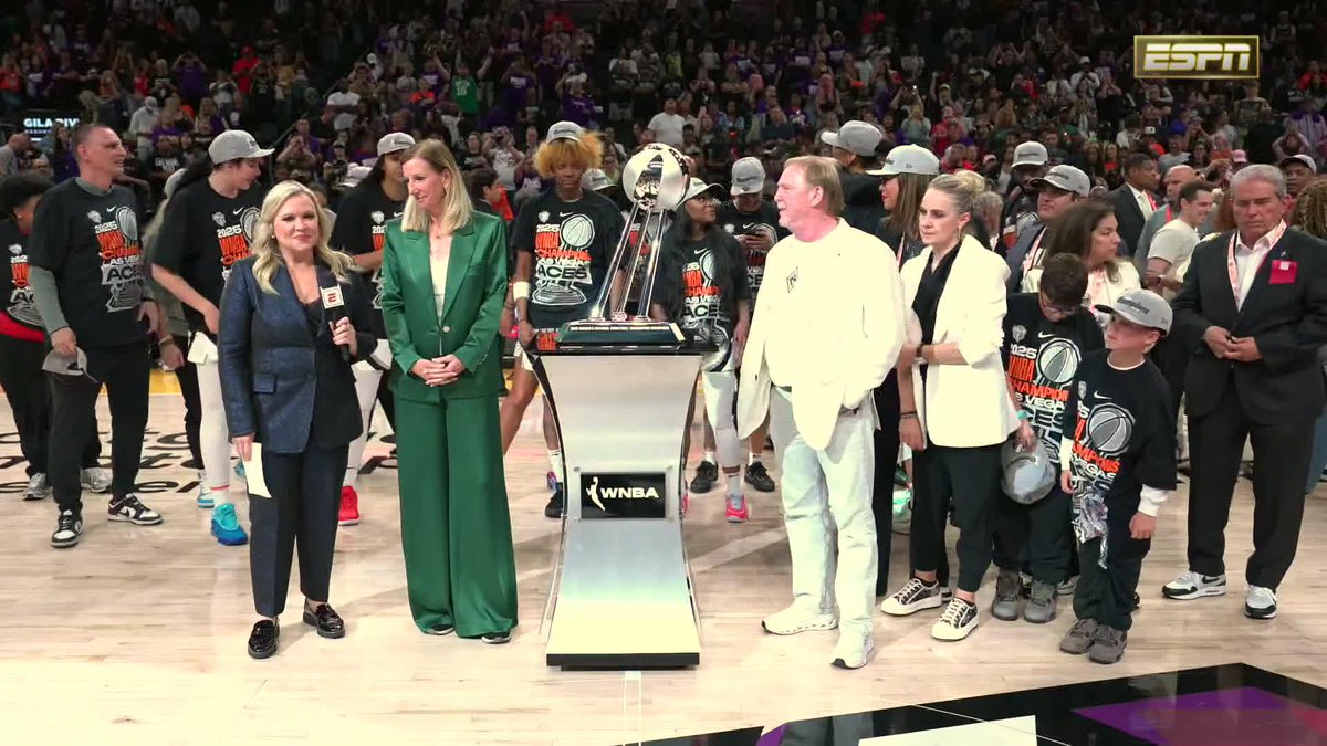The Las Vegas Aces hoist their THIRD WNBA championship trophy in four years 🙌