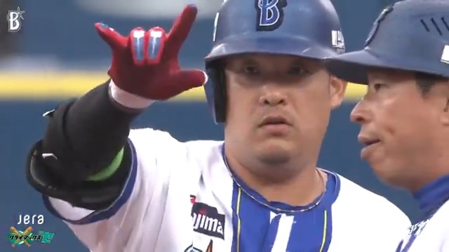 #筒香嘉智 選手がライト線際にタイムリーを放ち、リードは3点に!🌟🌟🌟 3回裏 DB 3 - 0 G #JERAクライマックスセ #横浜奪首 #全横浜でブチあがれ #baystars