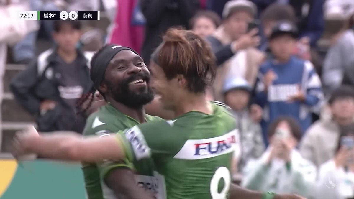 ピーター ウタカが個人技でこの日2ゴール目‼️ 🎦 ゴール動画 🏆 明治安田J3リーグ 第31節 🆚 栃木Cvs奈良 🔢 3-0 ⌚️ 73分 ⚽️ ピーター ウタカ(栃木C) #Jリーグ
