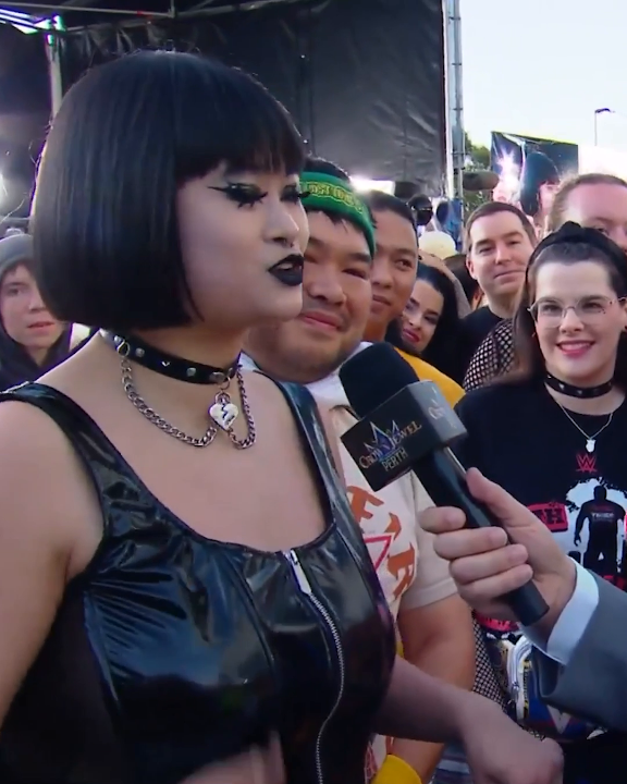 The Aussie support is out in full force for Rhea Ripley 🇦🇺 Stream #CrownJewel exclusively on the ESPN App ➡️