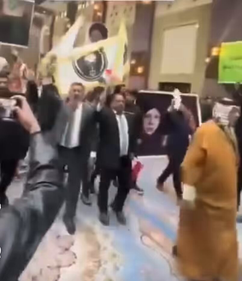 بالروح بالدم نفديك يابو اسراء .. عمي ولله الصوچ بالشعب
