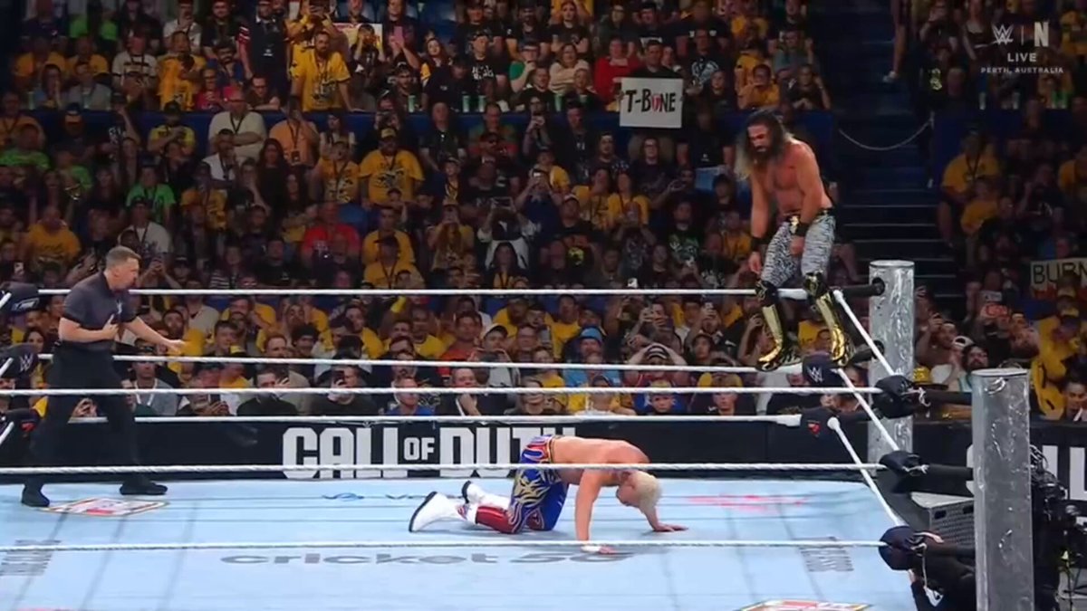 🚨 SETH ROLLINS HAS WON THE CROWN JEWEL CHAMPIONSHIP. SETH ROLLINS HAS FINALLY BEATEN CODY RHODES. #WWECrownJewel