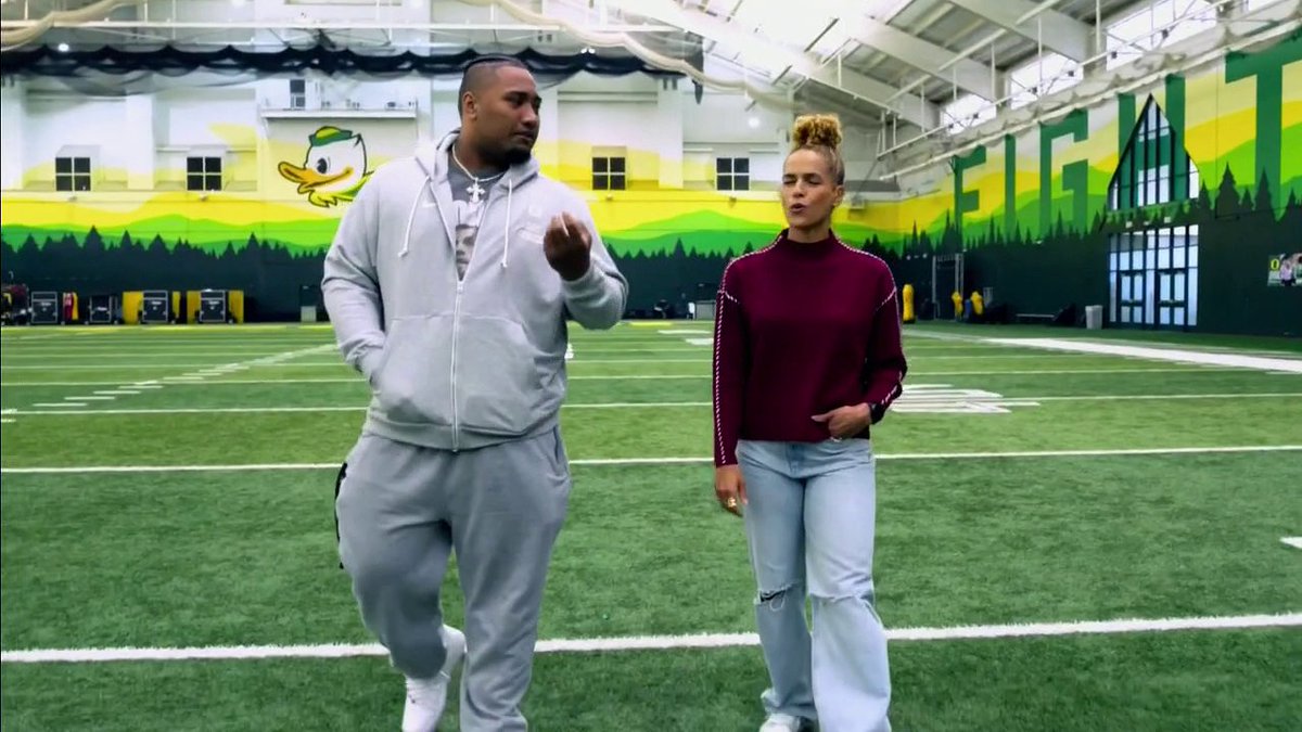 Iapani Laloulu shares with @Jess_Sims how he centers himself on and off the field 🤩