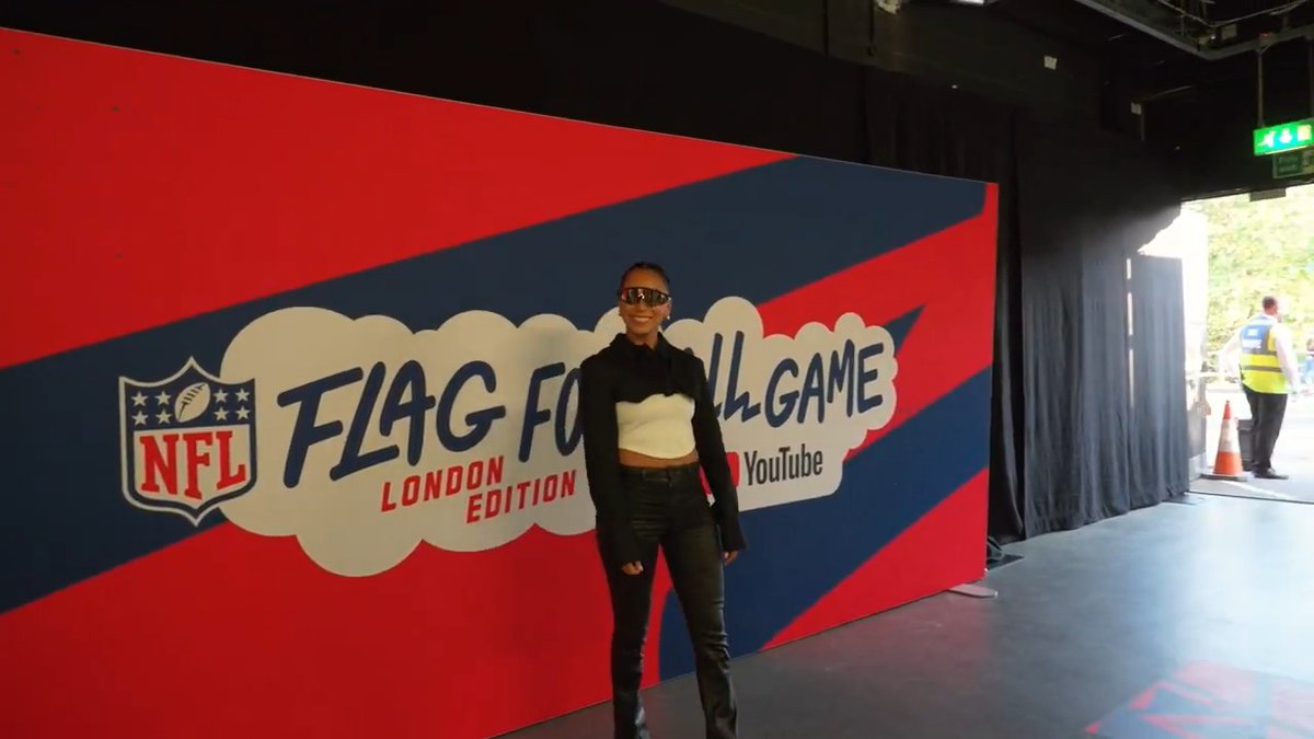 Team Gunna QB Diana Flores has arrived for the London edition of the NFL Flag Football Game 🙌 Diana Flores | @Youtube Watch live at 2 PM ET here ➡️