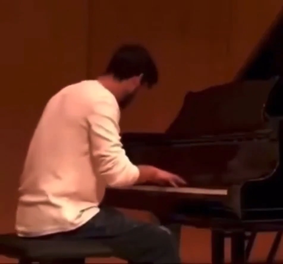 The mother of hostage Alon Ohel: “Play the notes of Hatikvah for Alon and for all the hostages.” Alon, 24, is an incredibly talented pianist who planned to enroll at Rimon School of Music before he was kidnapped on October 7th. Hatikva means “The Hope.” This is the sound of hope. The sound of a musician who will finally be reunited with his instrument after 730+ days.