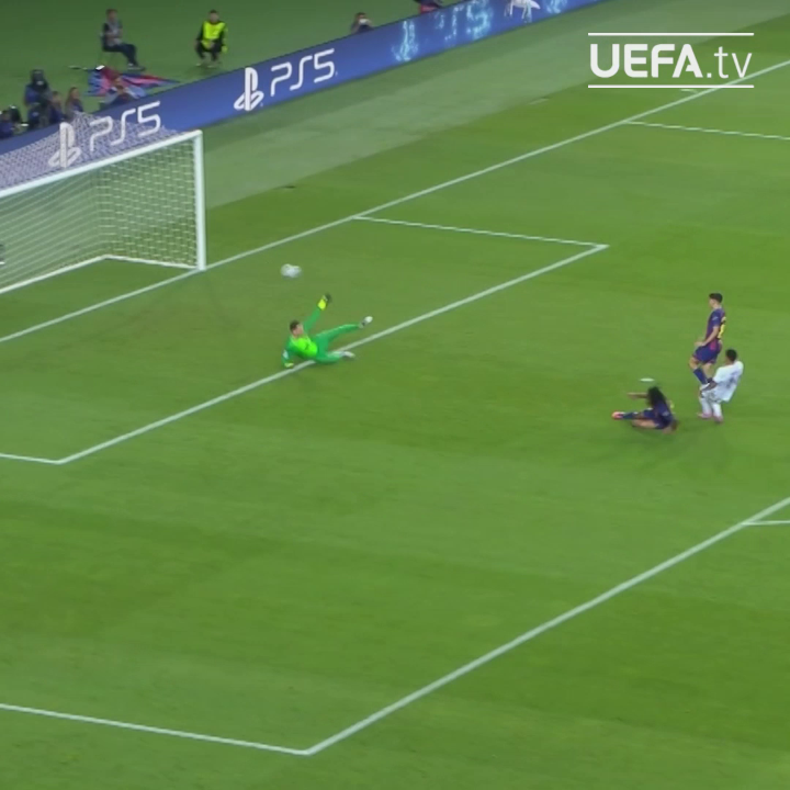 ✨ Senny Mayulu, la nueva perla del Paris #UCL | Paris Saint-Germain