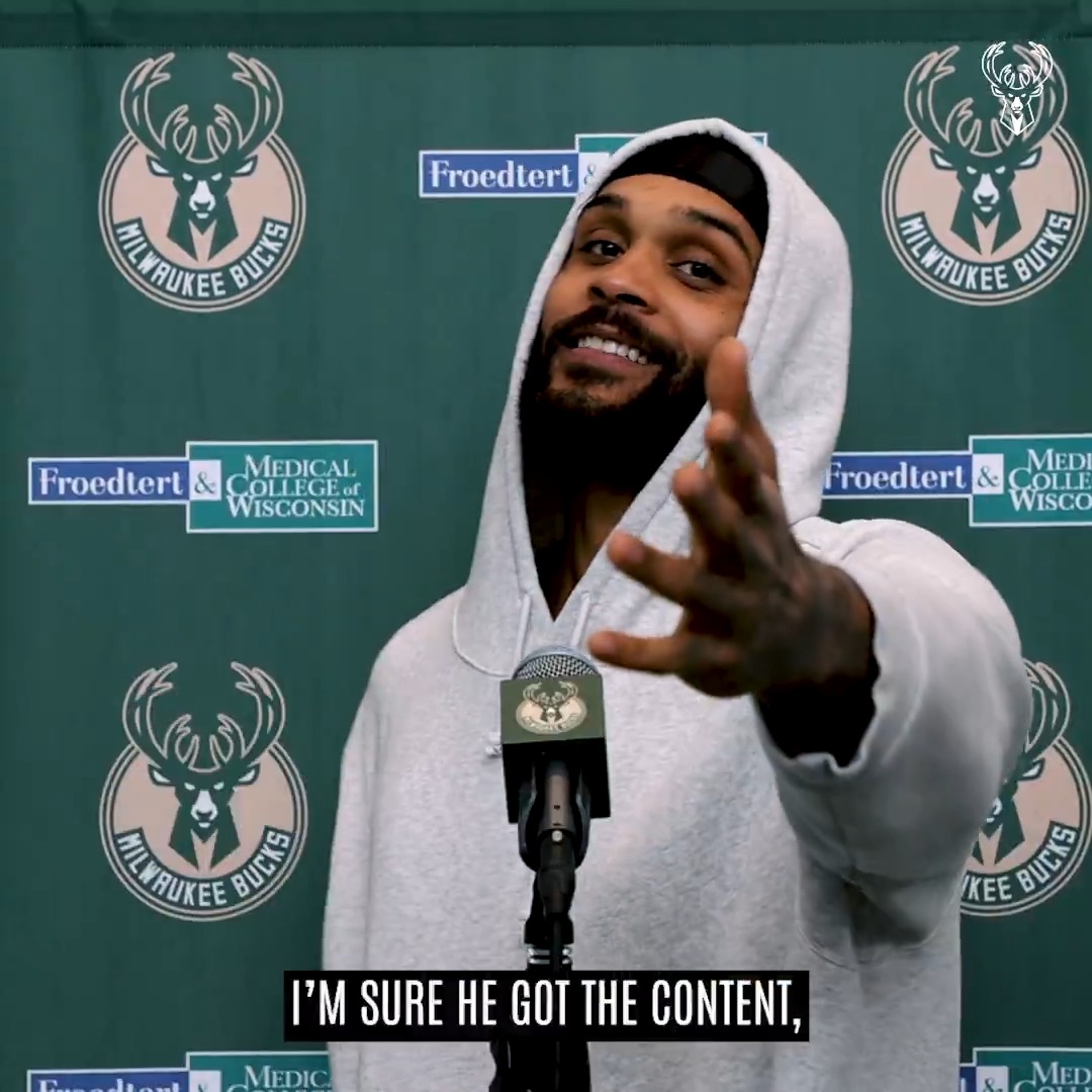 Y'all wanna see AJ's alley-oop dunk from practice?