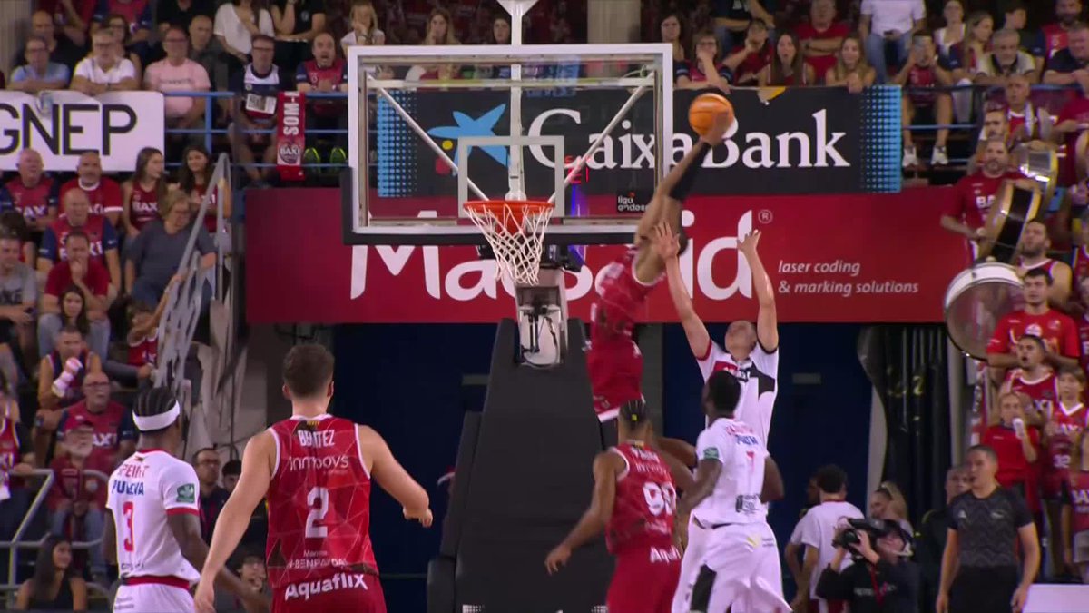 Sigo flipando. ¡ESTÁS LOCO, KAODIRICHI AKOBUNDU! 🤯 📺 DAZN España | Kids&Us Manresa | #LigaEndesa