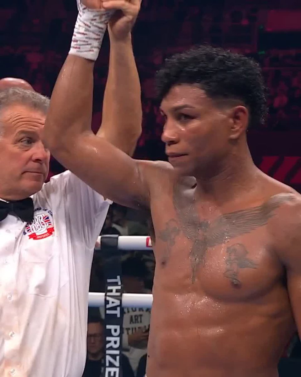 Bilal Fawaz gets a majority decision 🤯 96-95, 96-94, 95-95. #BostanFawaz2 | DAZN Boxing | #AllenMakhmudov
