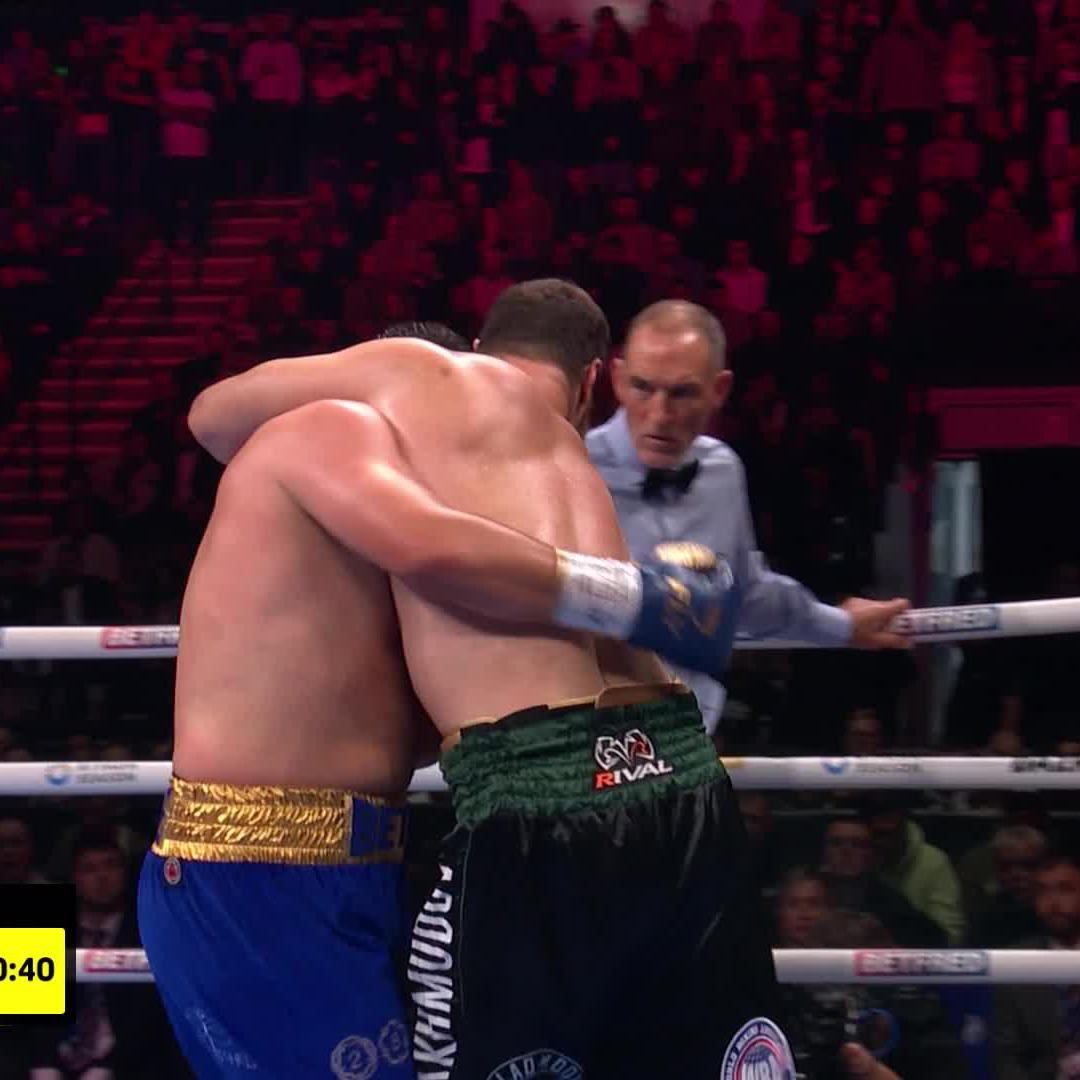 Dave Allen lets fly! 💪 #AllenMakhmudov | Live NOW on DAZN