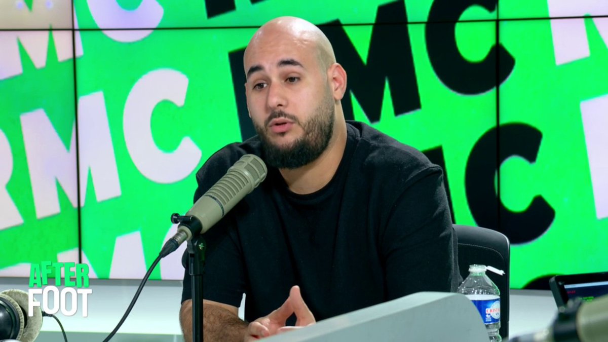 🗣️ L'avis de 𝚆𝚊𝚕𝚒𝚍 𝙰𝚌𝚑𝚎𝚛𝚌𝚑𝚘𝚞𝚛 sur Akliouche : " Tu dois rentrer, faut que tu casses la baraque, Cherki contre l'Espagne il rentre il casse la baraque." 🔥 Que pensez-vous des premiers pas de Maghnes Akliouche en Equipe de France ?