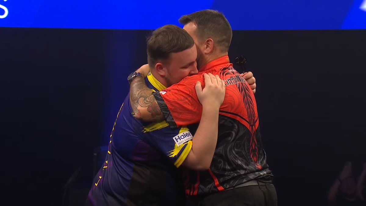 LITTLER KO's CLAYTON! โข๏ธ Luke Littler is through to his first World Grand Prix final! The World Champion dispatches Jonny Clayton 5-1 to set up a blockbuster clash with Luke Humphries tomorrow night! ๐ ๐บ #WGPDarts | SFs