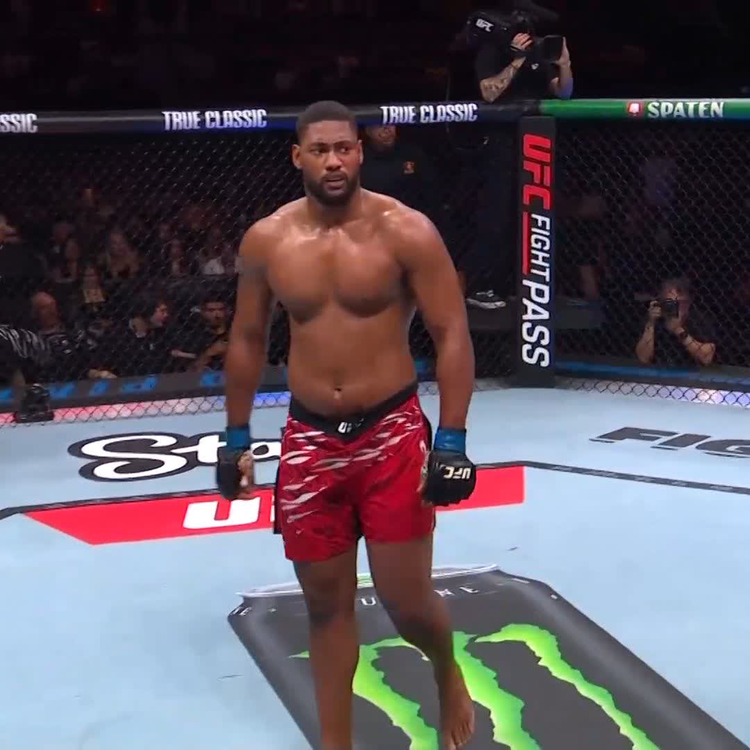 PORTUGUESE POWER 🇵🇹 💥 #UFCRio What a dominant performance from Mario Pinto!