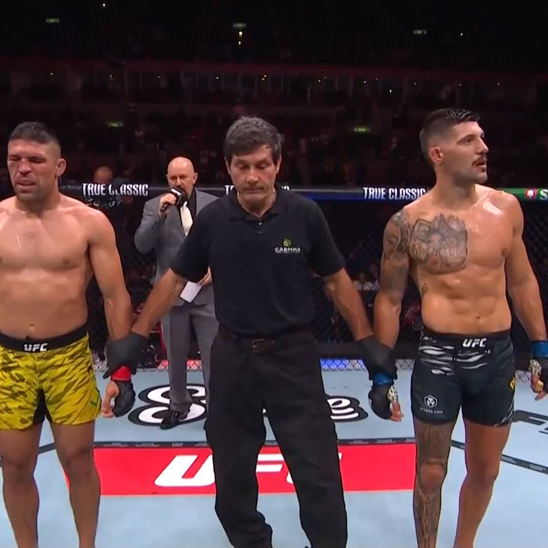 That ref robbed Joel Alvarez's 100% finish rate 🤦‍♂️