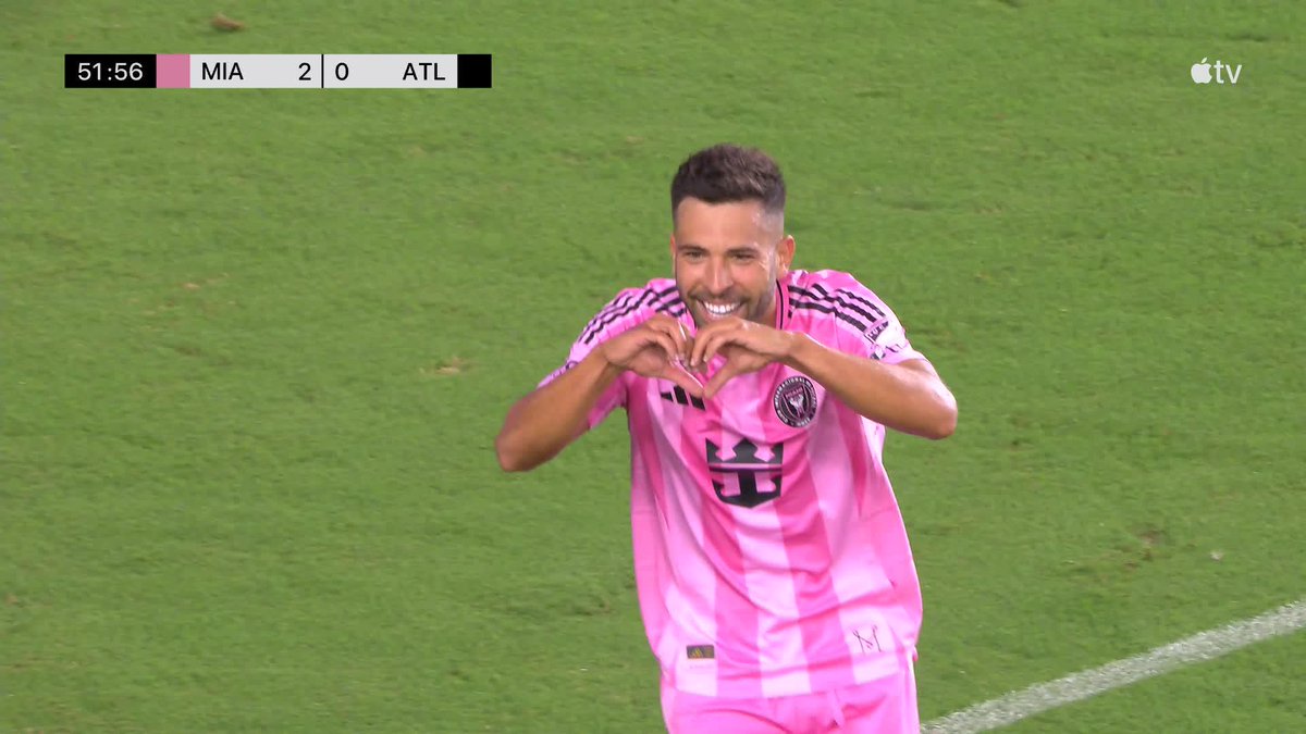 Último partido de la temporada regular como futbolista profesional para Jordi Alba 🇪🇸. Como no podía ser de otra manera, Messi lo asistió para que el festejo sea completo.