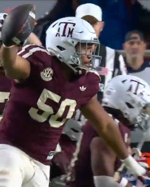 4TH QUARTER STRIP SACK 🚨 Texas A&M Football x 📺 ESPN