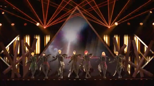 / 📢定点カメラ映像をご紹介✨ \ XlamV 2nd LIVE -DUH- Blu-ray予約受付中! 🕺足元の動きまで見たい 👀フォーメーションを堪能したい そんな方は定点でお楽しみください🙌 ⚠️早期予約特典受付は明日まで⚠️ ご予約はこちら🎵 🔗 #ビバレン #クランヴ