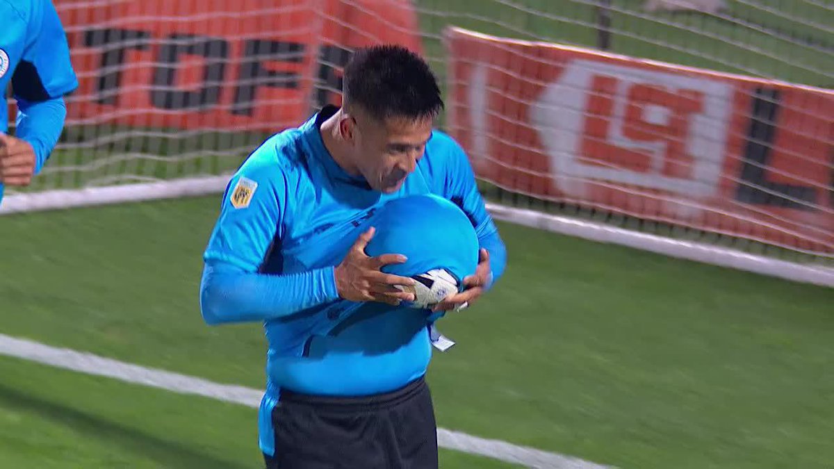 ¡¡CANDIDATAZO AL GOLAZO DEL CAMPEONATO!! INFERNAL FIERRAZO DE UVITA FERNÁNDEZ EN EL 1-1 DE BELGRANO ANTE ESTUDIANTES.
