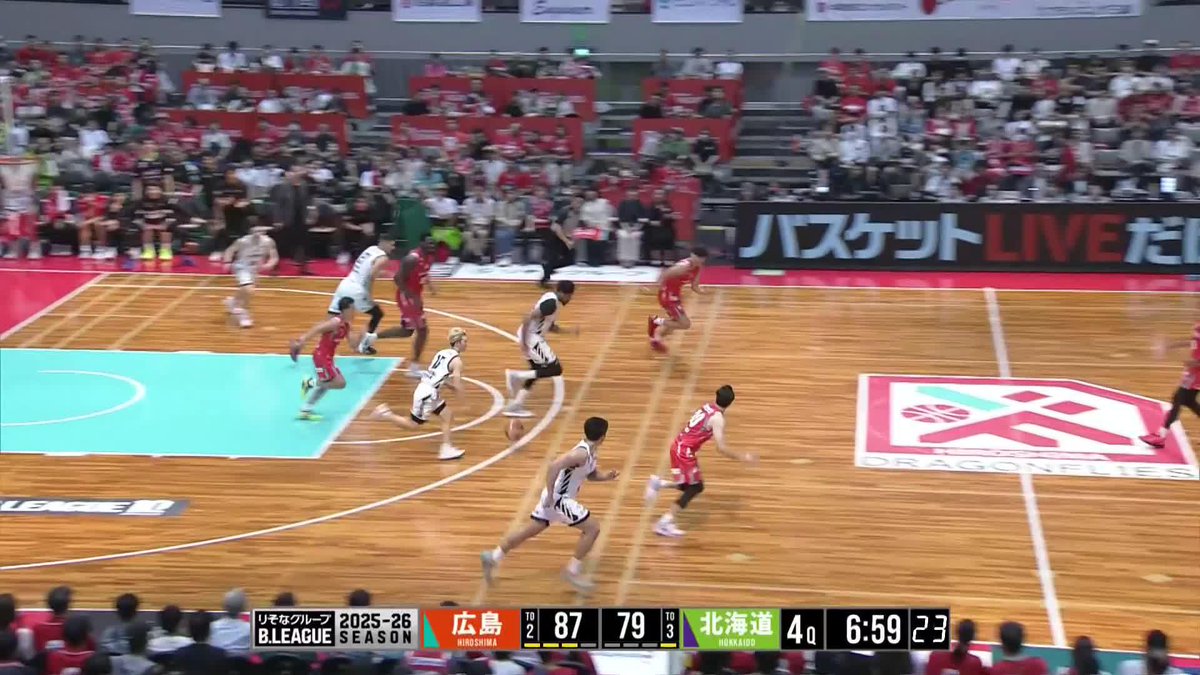 最大32点差からの、5点差。 #富永啓生 のどえらいディープスリーからの、5点差。 10/12(日) vs. 広島ドラゴンフライズ #レバンガ北海道 富永 啓生/ keisei tominaga