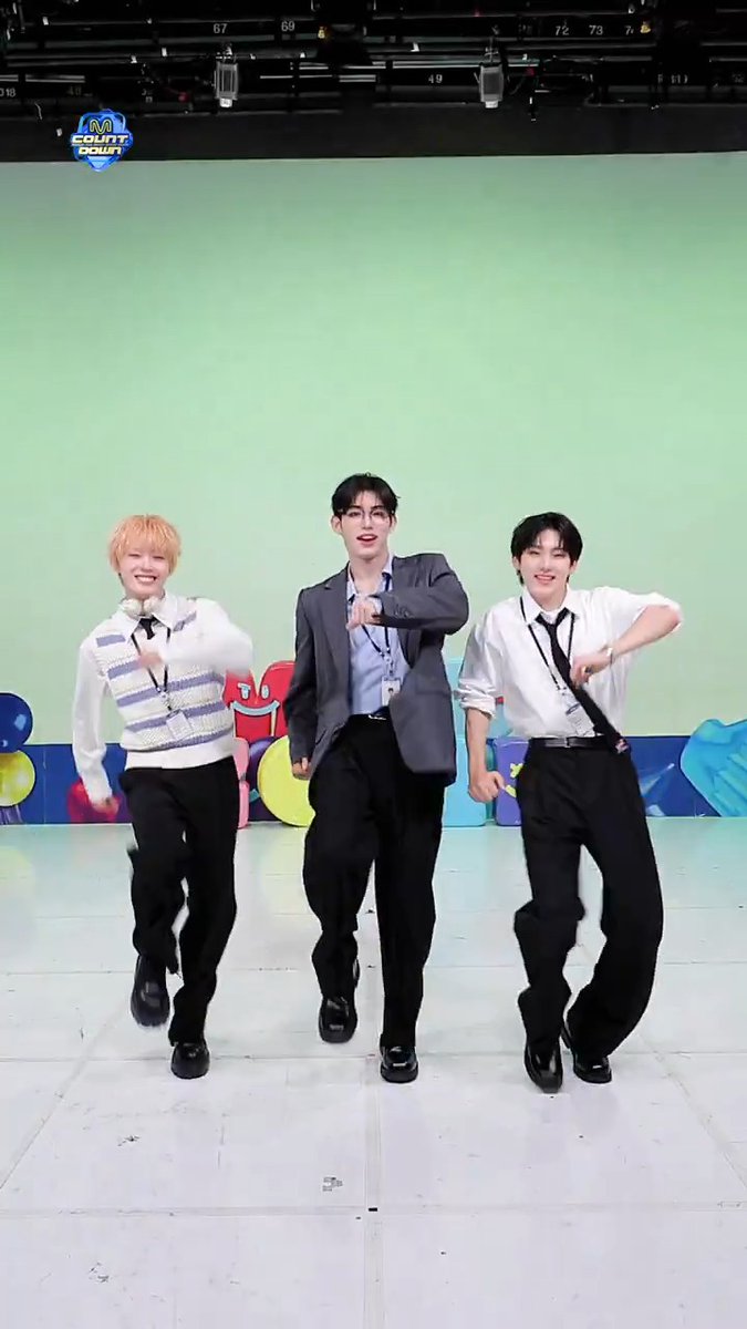 엠카 상사 IP팀 MZ사원들의 댄스 신고식🕺🕺🕺 (빨리 눌러봐 안달나게 하지말고) #엠카운트다운 #MCOUNTDOWN #계훈 #민제 #케이주 #KickFlip #킥플립