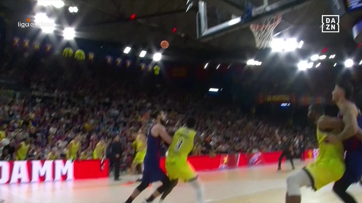 ¡Qué talento, KEVIN PUNTER! 🤩 📺 DAZN España | Barça Basket | #LigaEndesa