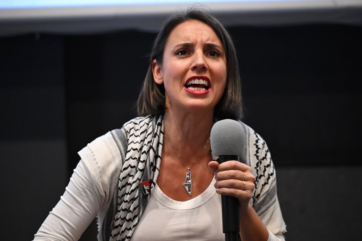 El alto el fuego es el resultado de la heroica resistencia del pueblo palestino y de las millones de personas en el mundo que se han movilizado en contra del Estado terrorista de Israel. Hemos vivido en nuestros cuerpos el poder de la gente cuando se organiza. 🎥 Irene Montero