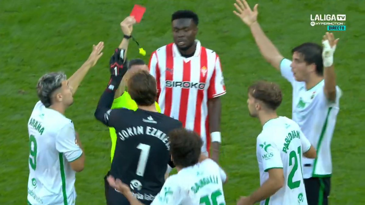 😳 𝑼𝑵 𝑭𝑰𝑵𝑨𝑳 𝑺𝑼𝑹𝑹𝑬𝑨𝑳𝑰𝑺𝑻𝑨 El golazo del Real Racing Club para empatar llega tras el pitido final... #LaCasaDelFútbol #LALIGAHYPERMOTION