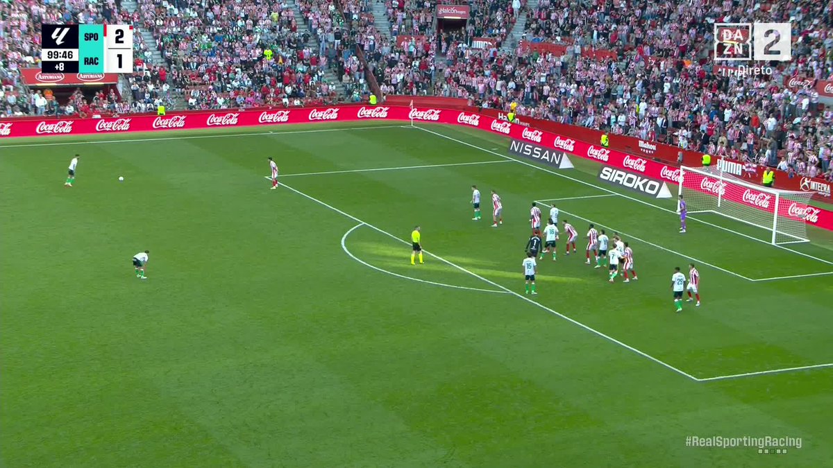 Fez o empate com um golaço, mas o árbitro já tinha apitado para o final do jogo e ainda levou vermelho por protestos 💔