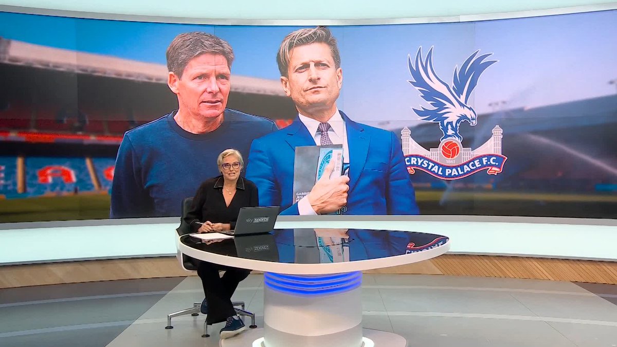 Crystal Palace chairman Steve Parish has confirmed early discussions with Oliver Glasner about a new contract 📑