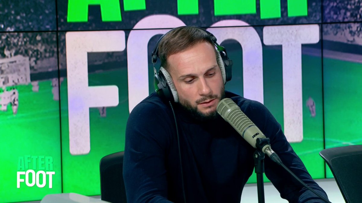 🇵🇹 "Le virus du foot actuel, c'est le bloc bas. Je ne sais pas si on peut tirer quelque chose du match d'hier. L'effectif est exceptionnel, mais qu'est-ce que le Portugal a, pour l'après Ronaldo ?" Maxime Chanot revient sur le match de la Seleção face à l'Iralnde.