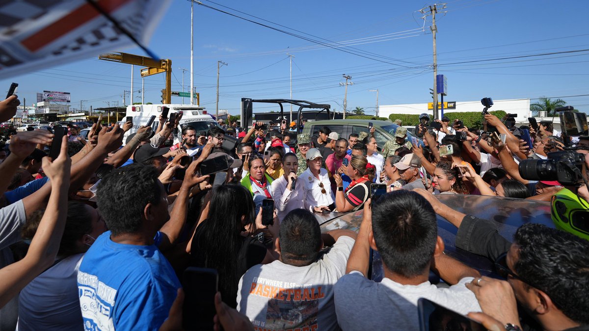 Informamos a la población sobre diversas labores de atención a la emergencia en Poza Rica, Veracruz.