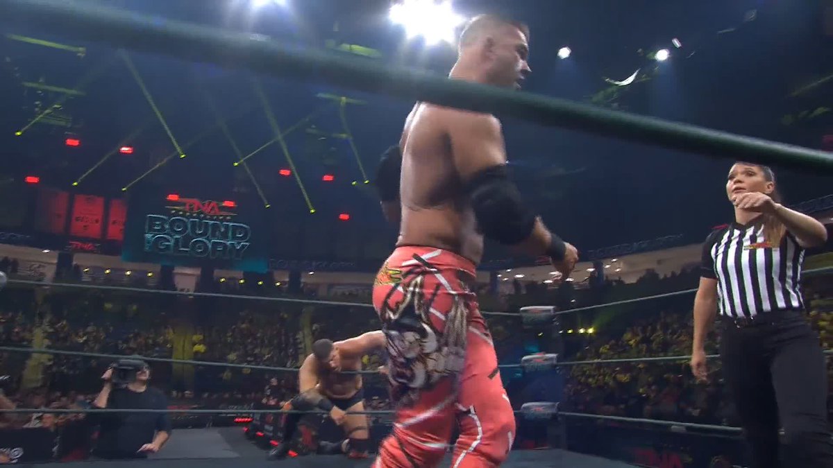 .Steve Maclin takes a BRUTAL Sunset Bomb from 👑 Frankie Kazarian 👑! #TNABoundForGlory WATCH on TNA+: