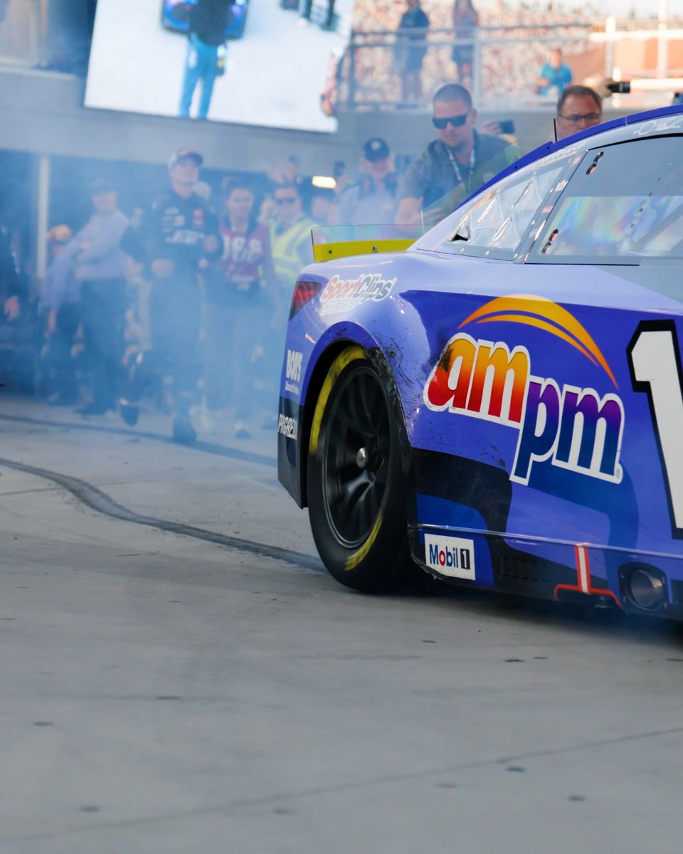 Now that's how you make an entrance.