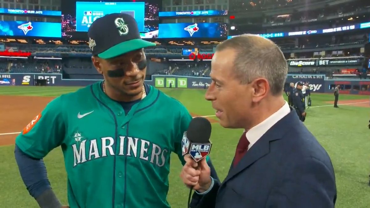 Jorge Polanco continues to come through in the clutch this October! Jon Morosi chatted with the Seattle Mariners infielder after tonight's ALCS Game 1 win. #SeizeTheMoment