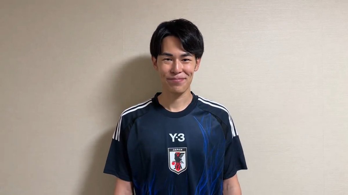 YouTubeチャンネル登録者700万人を超える『東海オンエア』のメンバーの一人であるりょうさんからメッセージ📣 りょう【東海オンエア】 無料公開中の「ブラジル代表戦 大会オフィシャルプログラムオンライン」では、『現在の日本代表の魅力やワールドカップ本番への期待、交流のある日本代表選手について』などを聞きました🎙 ぜひご覧ください✨ 🔗 🏆キリンチャレンジカップ2025 🗓️10.14(火) ⌚️19:30(予定) 🆚ブラジル代表🇧🇷 🏟東京スタジアム(東京) 📺テレビ朝日系列にて全国生中継 📱ABEMAにて生配信( 🔗 #最高の景色を #SAMURAIBLUE #jfa #daihyo #サッカー日本代表