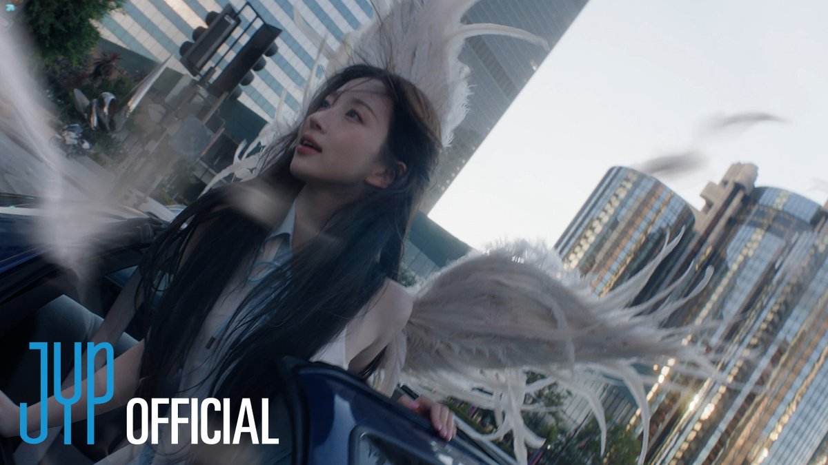 NMIXX "Blue Valentine" is OUT NOW!🫐 ❤️‍🔥Love&amp;Hate💥 이 사랑을 돌이킬 수 없다 해도 다시 뛰어드는 엔믹스의 Blue Valentine💙