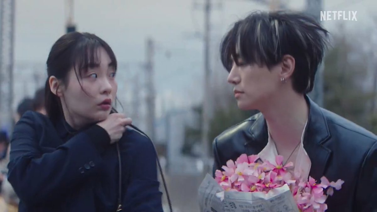 this is exactly the kind of ambitious type A meets chaotic slacker with a heart of gold dynamic that will keep typhoon trading company afloat 💐 #TyphoonFamily #LeeJunho #이준호 #KimMinha #김민하