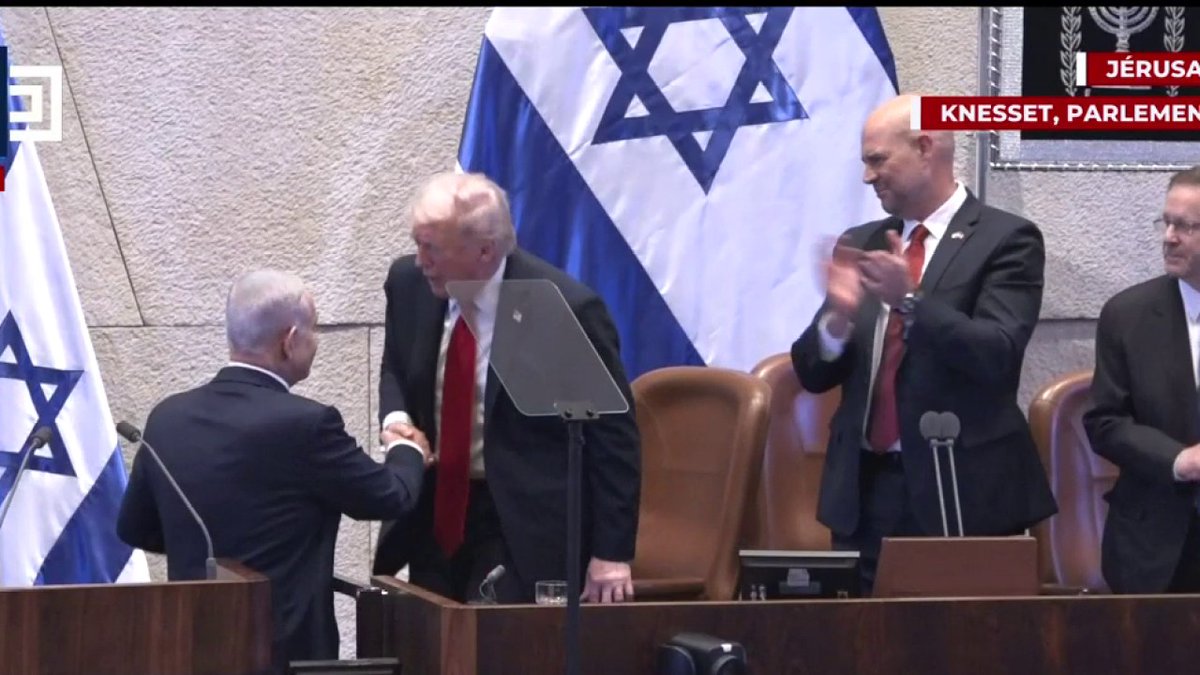 "Quand les autres étaient faibles, vous avez été fort. Quand les autres nous ont abandonnés, vous avez été à nos côtés" Benjamin Netanyahou à Donald Trump en direct de la Knesset