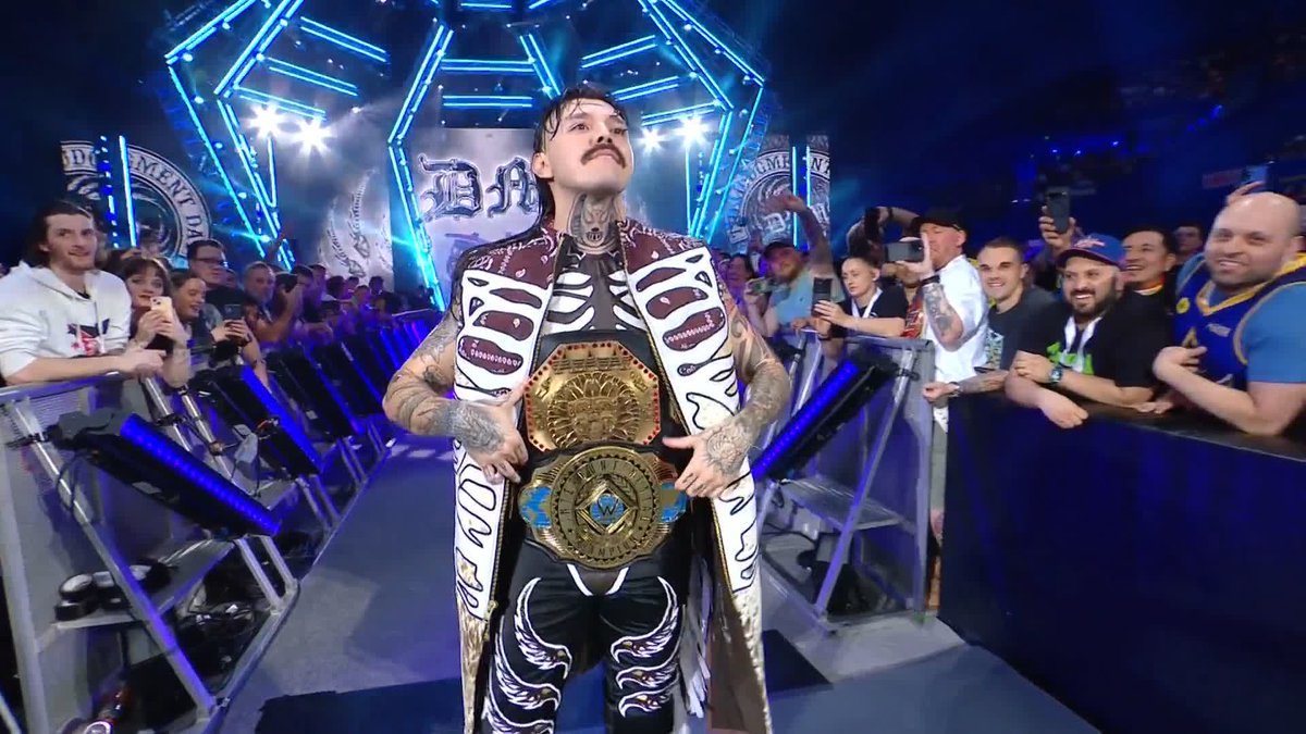 THE KING OF THE LUCHADORES HAS ARRIVED 🔥