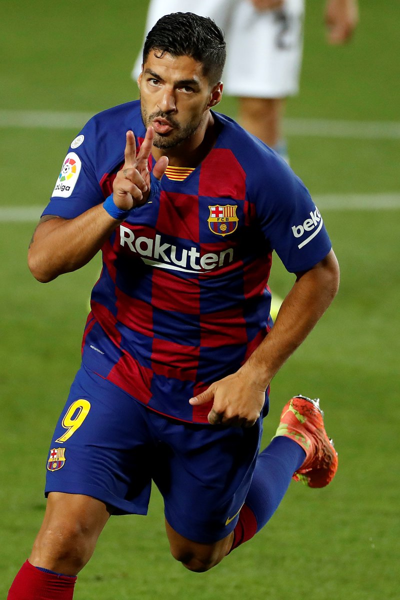 🌟 Bienvenido al club de los 600 goles, Luis Suárez. LALIGAEASPORTS | FC Barcelona